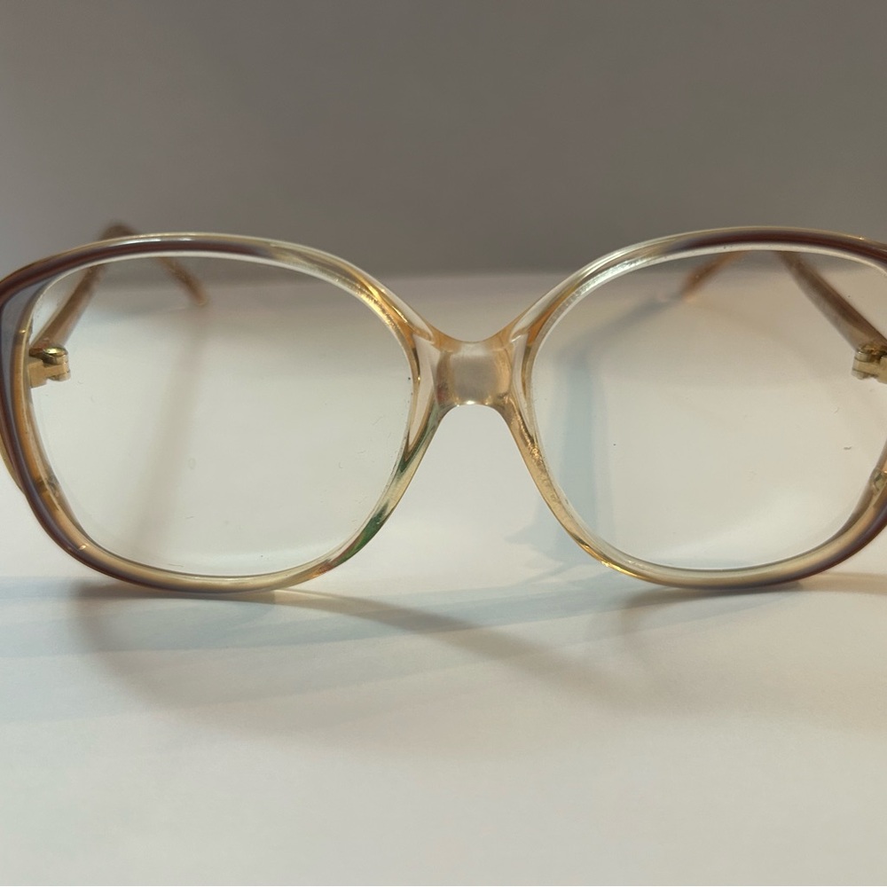 Oversized Gold Vintage Glasses with Butterfly Shape